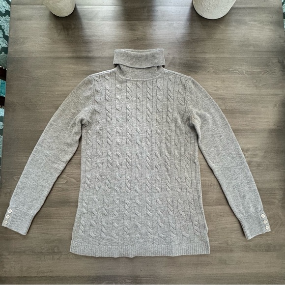 Talbots cable knit turtle neck lamb wool blend gray sweater size small - Picture 6 of 9